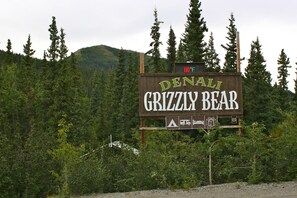 Exterior - Denali Grizzly Bear Resort (Denali National Park)