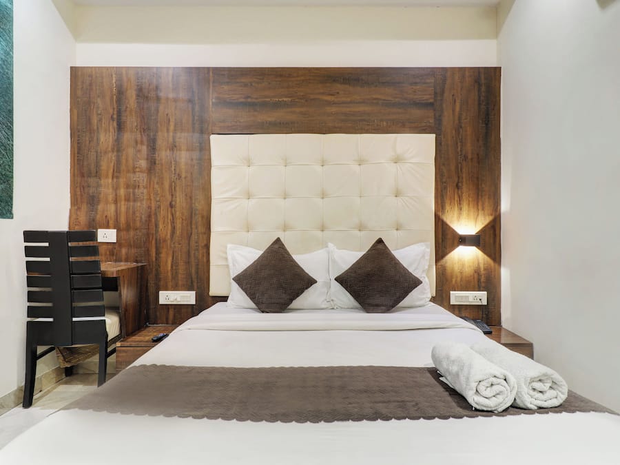 Dobbeltrom – deluxe | Sengetøy av topp kvalitet, safe på rommet og wi-fi (inkludert)