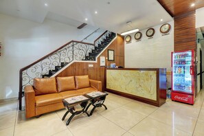 Reception hall - Hotel AK International (Mumbai)