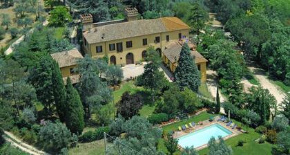 Tranquil Haven in Todi Countryside