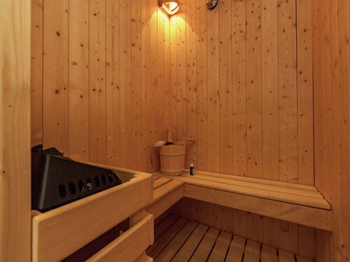 Chalet Vert in Bullange with Jacuzzi