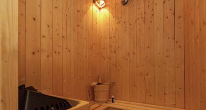 Chalet Vert in Bullange with Jacuzzi