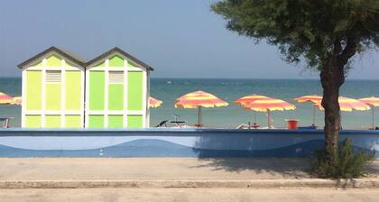 Cozy Couples Getaway w/ wifi