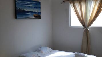Economy Double Room, 1 Bedroom | Bed sheets