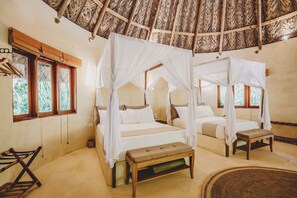 Exclusive Villa, 2 Katil Ratu (Queen), Private Pool | Peralatan tempat tidur premium, busa memori, Wi-fi percuma, cadar katil 