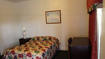 Desk, free WiFi, bed sheets