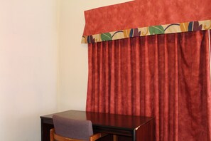 Businesscenter im Zimmer