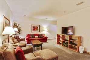 House, 4 Bedrooms | Living area - Pines 101 Ski in out 4 BR Town House (Breckenridge)