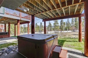 House, 4 Bedrooms | Terrace/patio - Pines 101 Ski in out 4 BR Town House (Breckenridge)