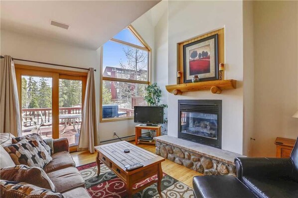 House, 4 Bedrooms | Living area - Pines 101 Ski in out 4 BR Town House (Breckenridge)