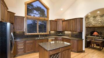 Fridge, microwave, coffee/tea maker