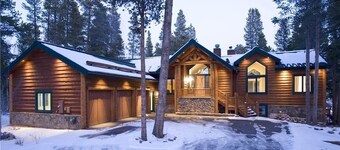 A Lookout Lodge House