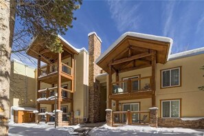 Apartment, 2 Bedrooms | Exterior