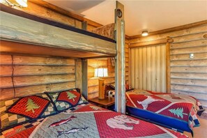 House, 4 Bedrooms | 4 bedrooms, free WiFi - Storm Meadows Townhouse 17 Town House (Steamboat Springs)