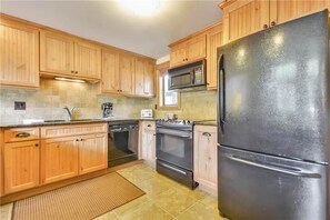 Maison, 3 chambres | Cuisine privée