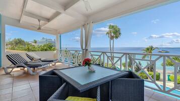 Exclusive-Penthouse, 1 King-Bett, Meerblick | Terrasse/Patio