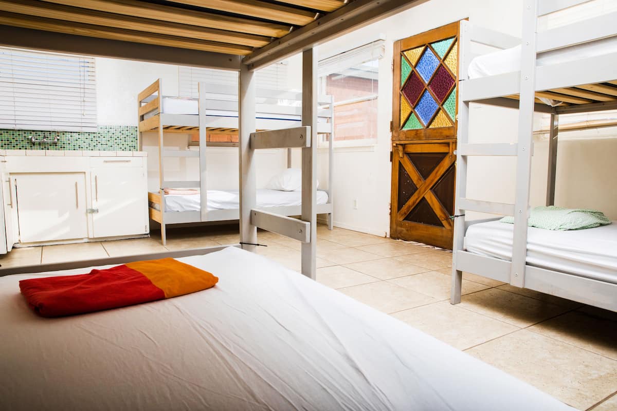 Single Bed in a 8 Bed Female Dorm with Private Bathroom | 1 bedroom, free WiFi, bed sheets