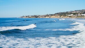 Beach/ocean view - ITH Beach Bungalow Surf Hostel (San Diego)