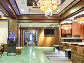 Reception - APA Hotel Miyazaki Nobeoka Ekimae (Nobeoka)