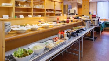 Petit déjeuner buffet servi tous les jours en supplément