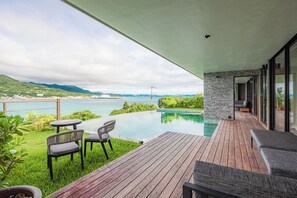 Living area - Sesoko Sansui (Motobu)