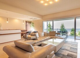 Luxury Condo, 2 Bedrooms, Terrace, Ocean View (Umi) | 2 bedrooms, premium bedding, individually decorated