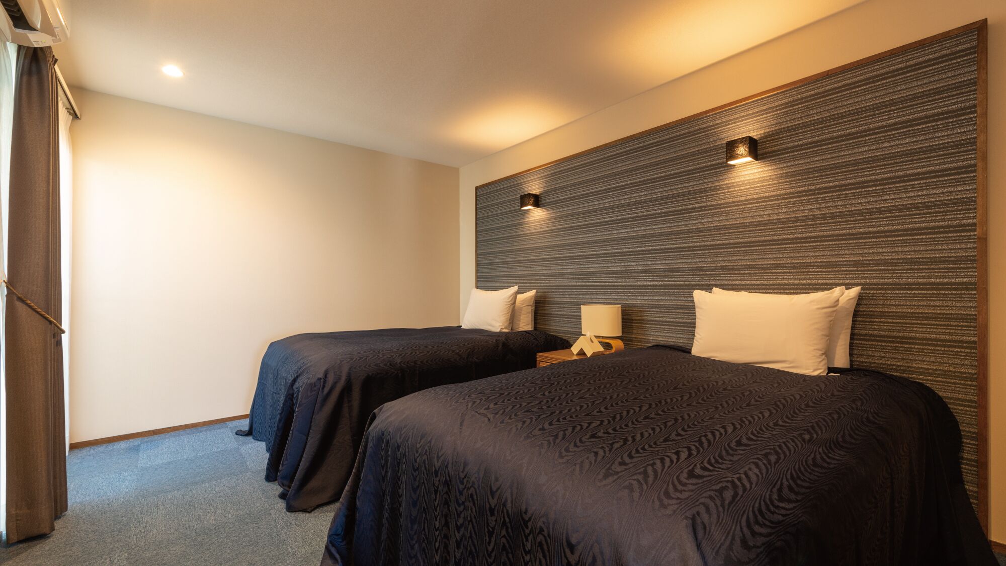 2 dormitorios, ropa de cama de alta calidad, decoración individual