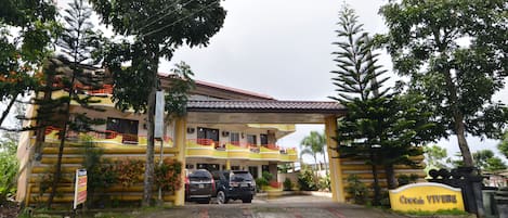 Overnatningsstedets facade