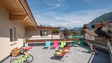 Luxury Apartment (plus cleaningfee 149,- Euro) | Terrace/patio