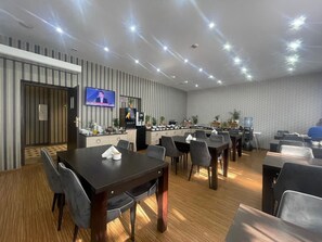 Daily buffet breakfast (PLN 49 per person) - Art Hotel's Sosnowiec (Sosnowiec)