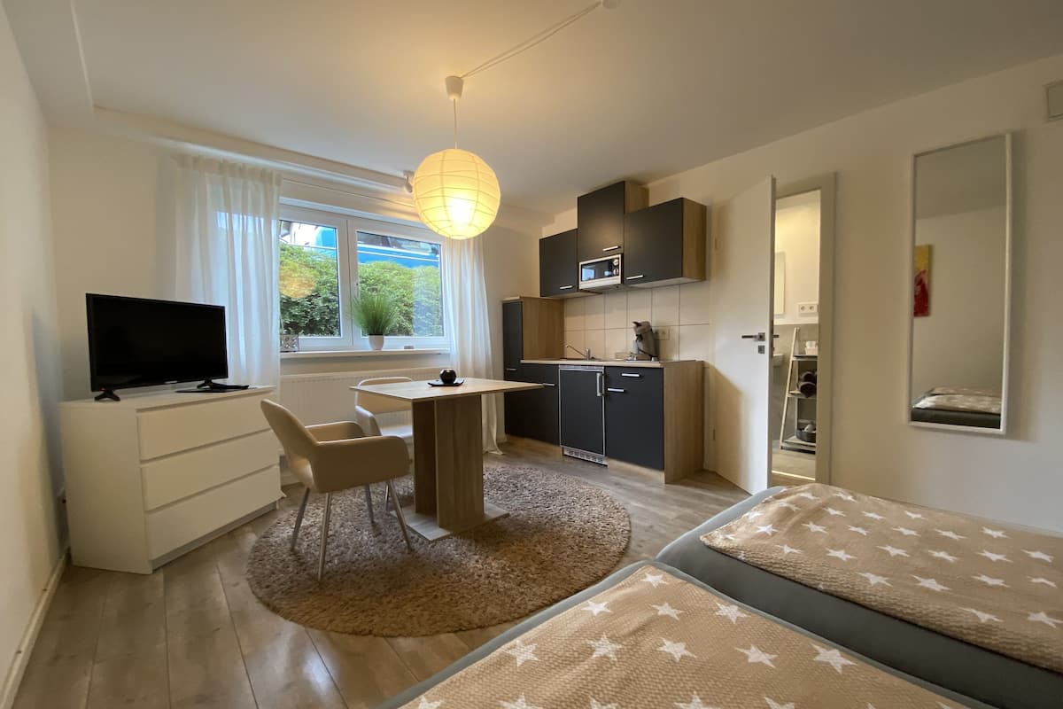 Apartment 4 | Stofa | Flatskjársjónvarp