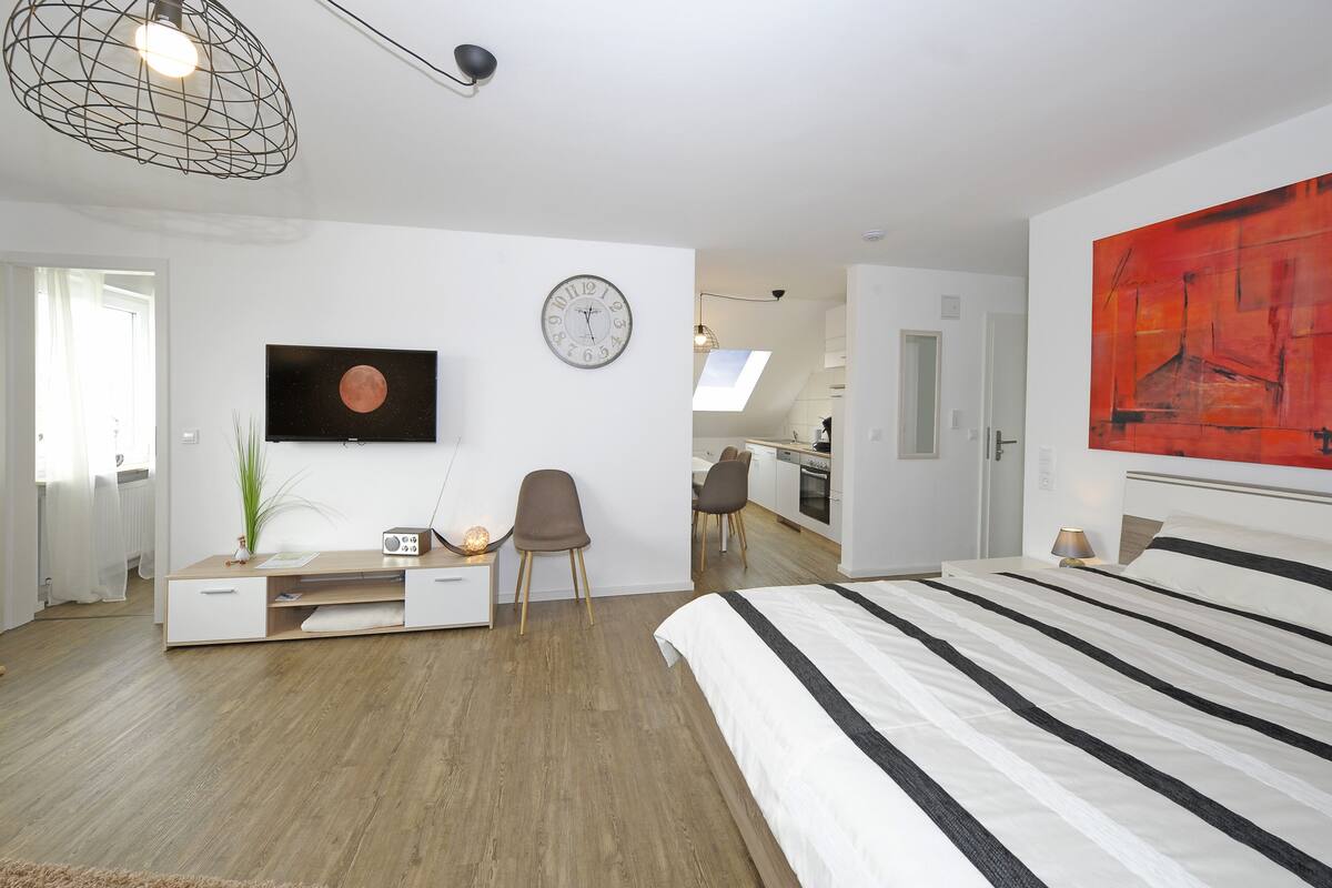 Apartment 2 | Oleskelualue | Taulutelevisio