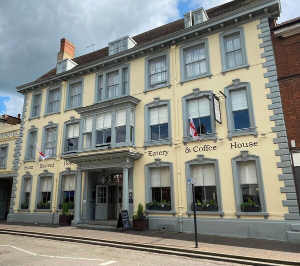 Swan Revived Hotel - Buckinghamshire