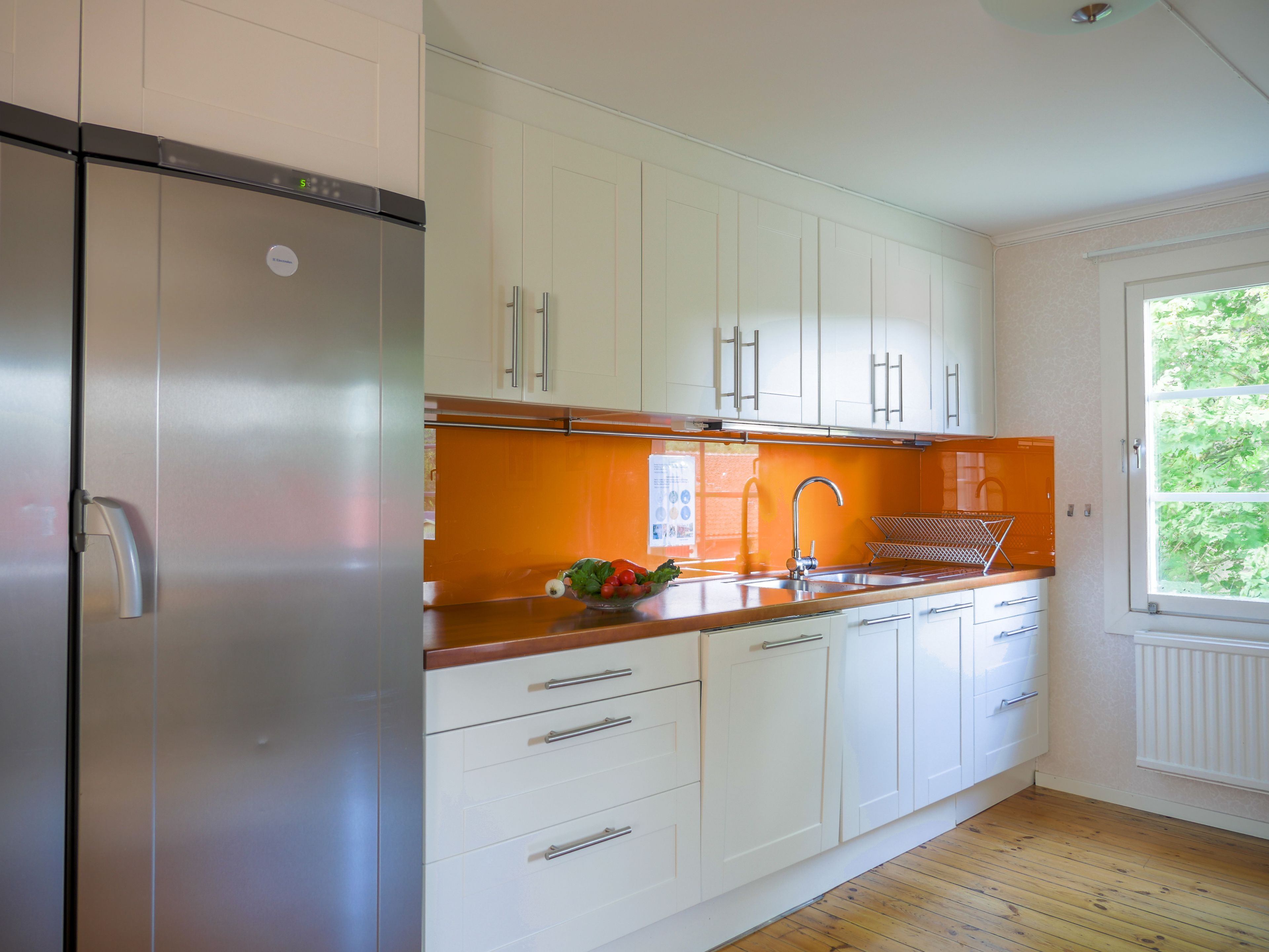 fridge, microwave, high chair