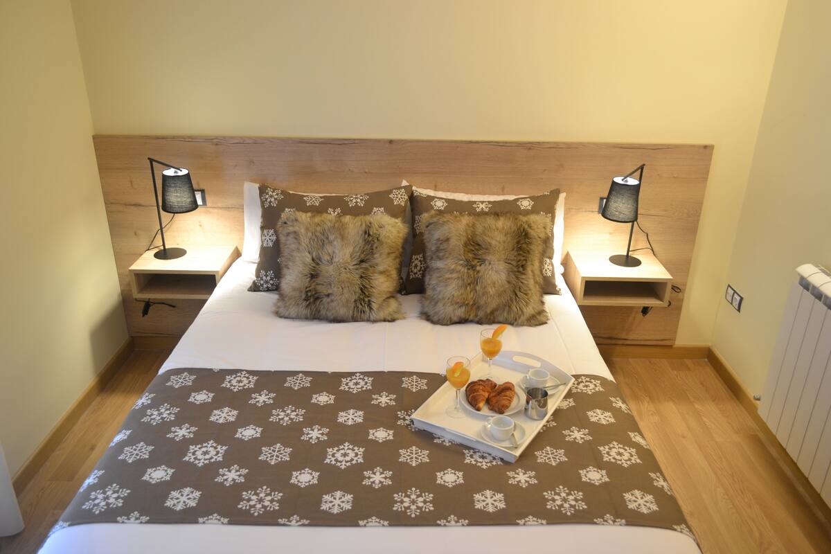 superior apartment, 1 bedroom | 1 bedroom, blackout curtains, cots/infant beds, free wifi