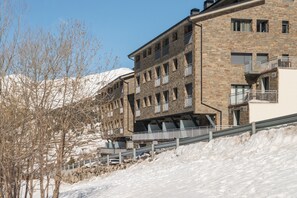 Front of property - Pierre & Vacances Andorra Sunari Peretol (Bordes d'Envalira)