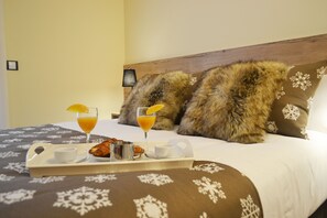 Apartamento superior, 1 habitación | 1 dormitorio, cortinas opacas, cunas (de pago) y wifi gratis