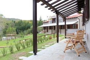 Terrace/patio - Kedros Holiday Villas (Aristotelis)