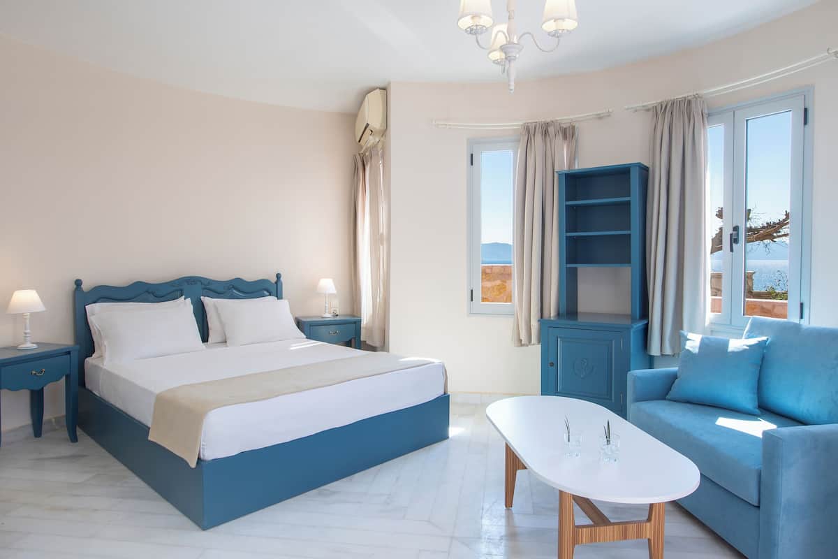 Habitación doble clÔsica, vista al mar (Side) | 1 habitación, ropa de cama de alta calidad y minibar