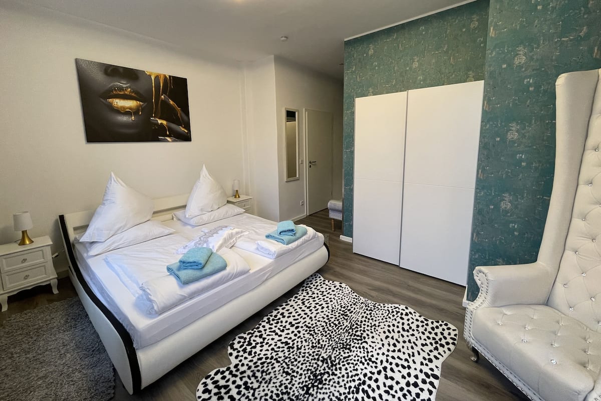 Quarto casal standard | Individualmente decorados, roupa de cama