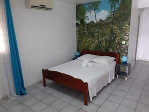 Appt 6 (Balata) | Setrika/meja setrika, Wi-Fi gratis, dan seprai linen