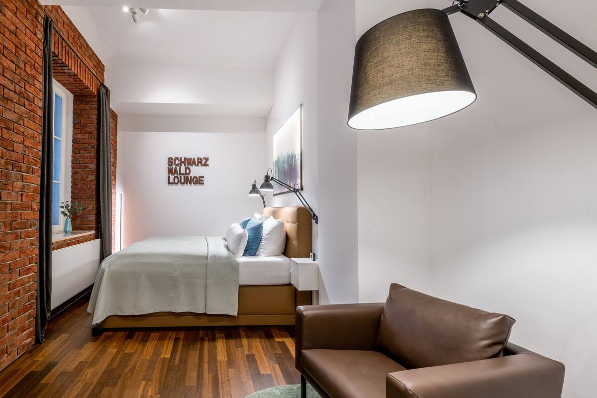 Deluxe Condo (Schwarzwald Lounge) | 1 bedroom, premium bedding, minibar, in-room safe