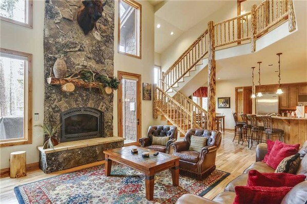 House, 5 Bedrooms | Living room - Tatonka Lodge House (Breckenridge)