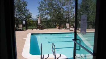 House, 2 Bedrooms | Pool