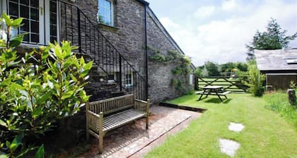 West Bowithick Cottages