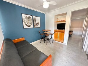 APARTAMENTO 156 | Living area | TV - DiRoma International Resort Via Caldas (Caldas Novas)