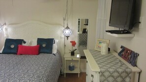 Departamento de diseñador, 1 habitación, vista a la alberca | Decoración personalizada y muebles diferentes 