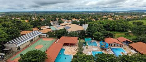 APTO 901B | Alberca | 4 albercas al aire libre