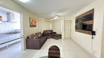 APTO 806 | Living area