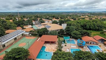 APTO 901B | Piscina
